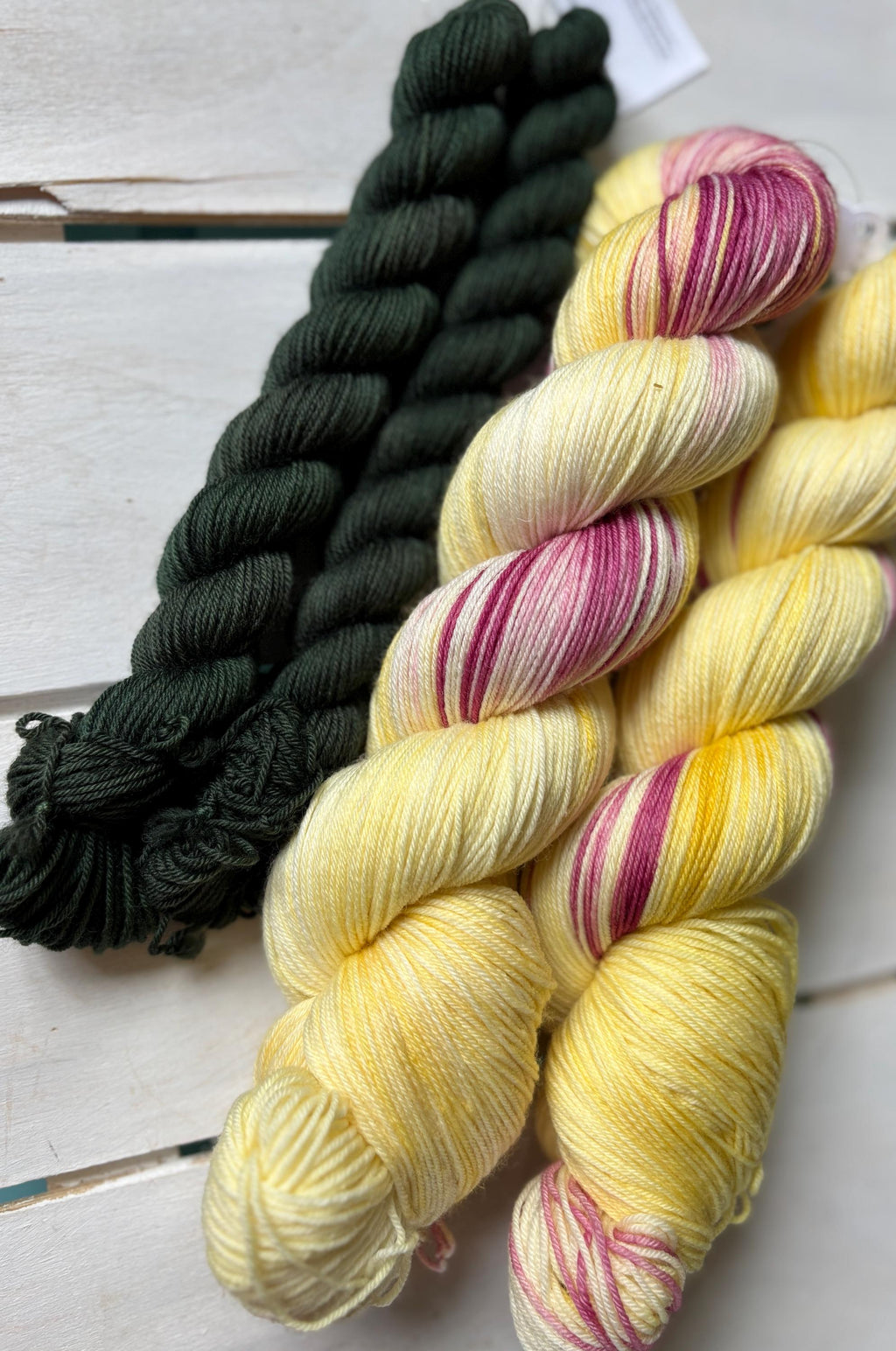 Sunshine Meadow, soft yellow with warm deep pink DK and fingering