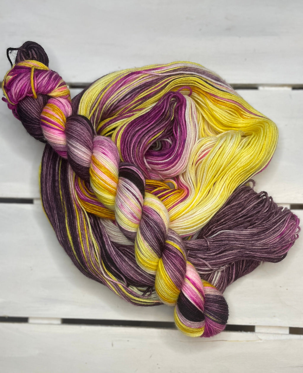 Purple Sun Daisy, DK, purple, yellow, pink superwash merino wool