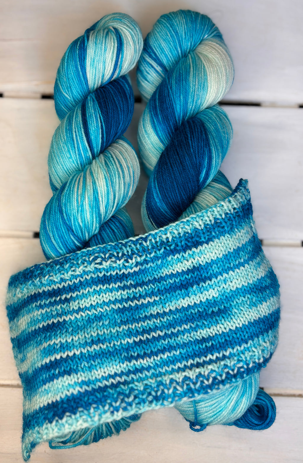 Glacier, ice blue merino wool, DK fingering