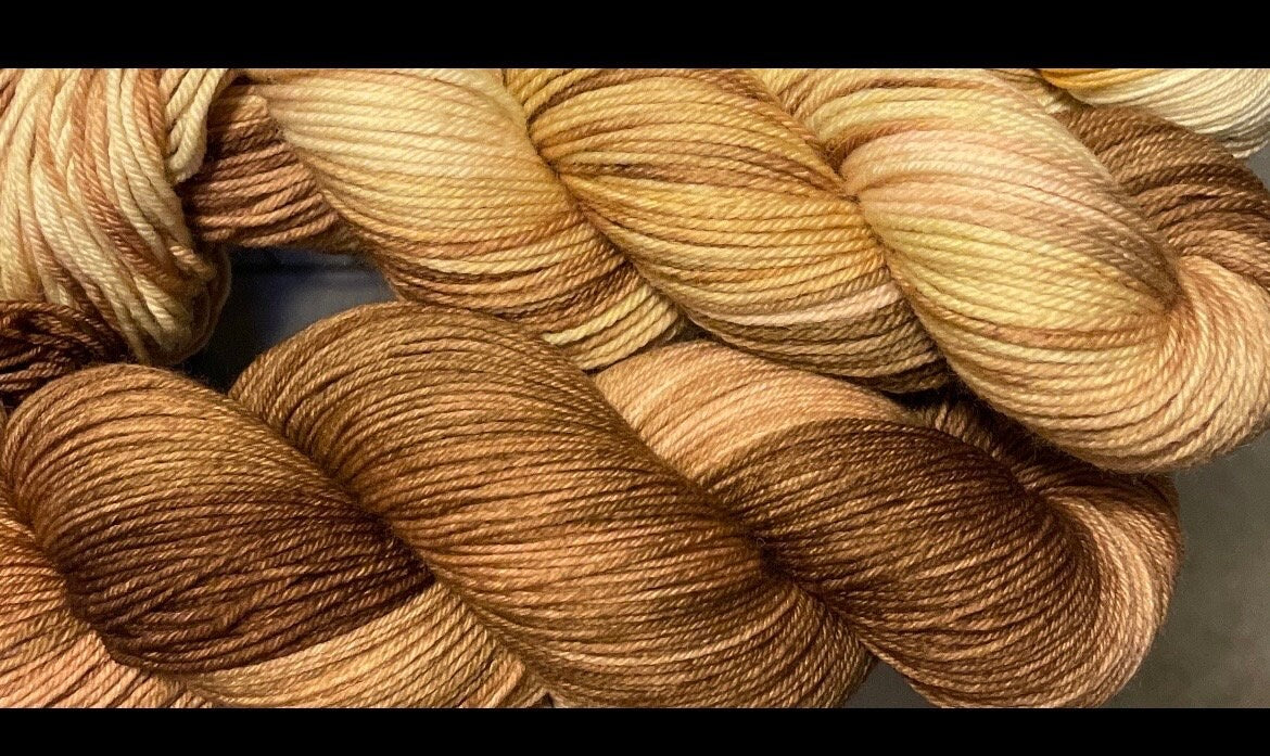 Choco Mocca  Beautiful tans, dark tan, light brown, beige. Pairs lovely with spiced
